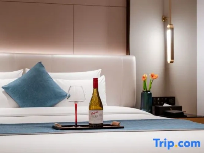 Deluxe Double Suite