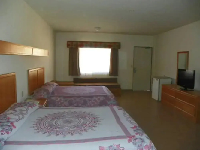 Hotel Maria Luisa Inn & Suites