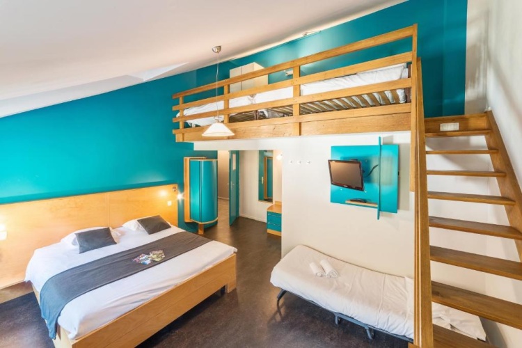 Standard Quadruple room