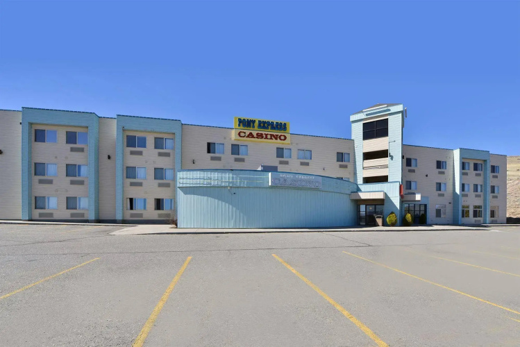 Econo Lodge Inn & Suites Jackpot near Casino