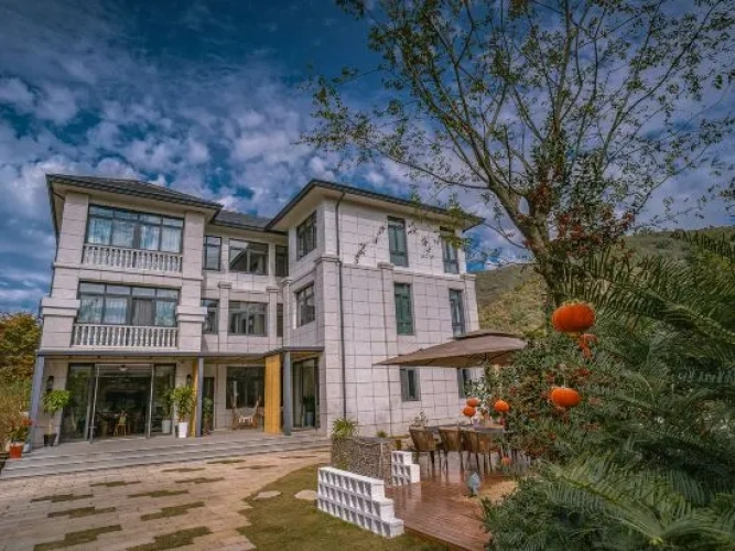 Moshanghuakai Boutique Guesthouse