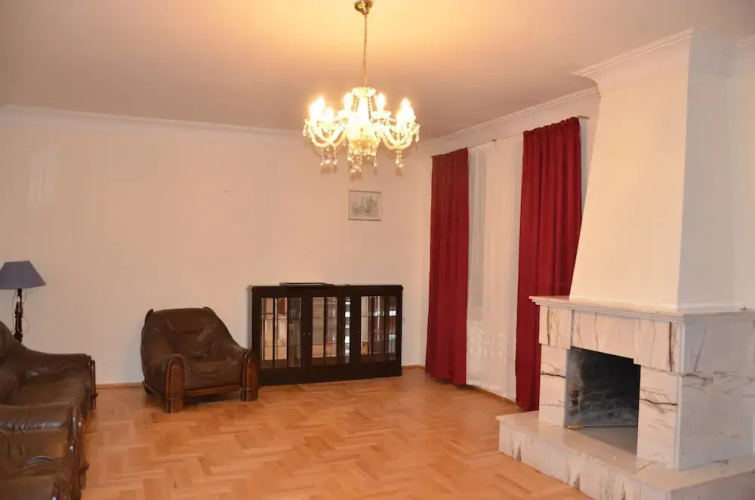 Hotel 125