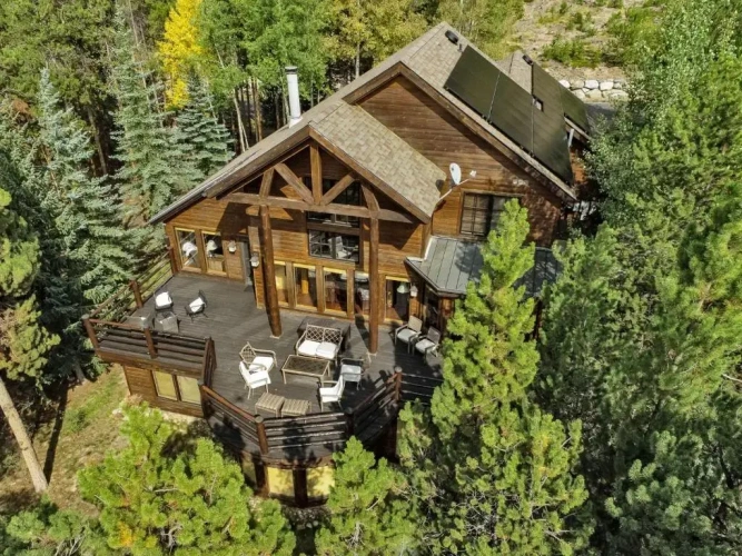 6 Bedrooms Cottage