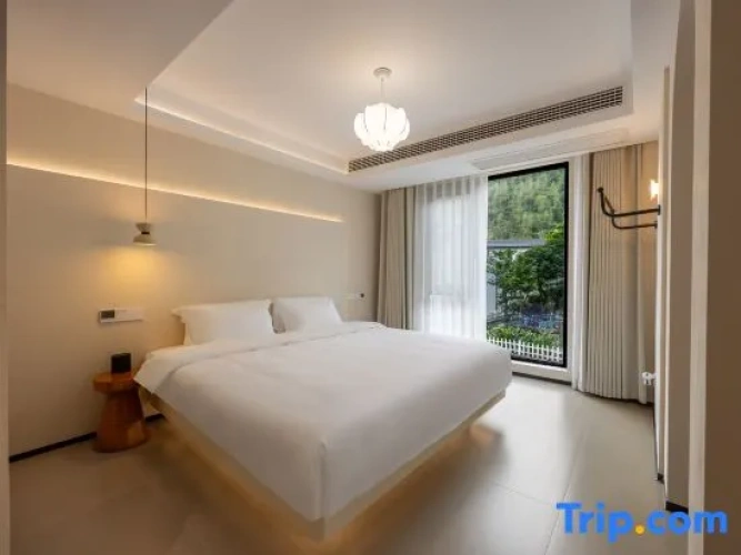 Quadruple Family Suite with balcony
