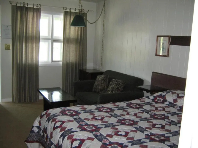 Sleepy Hollow Motel
