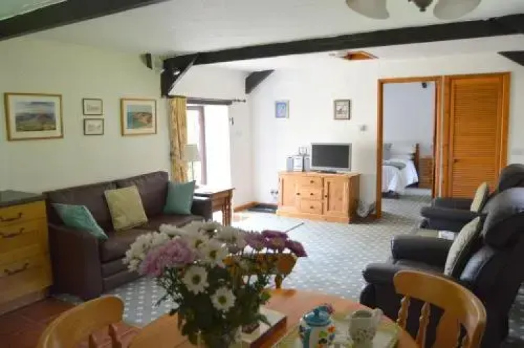 Windbury Cottage
