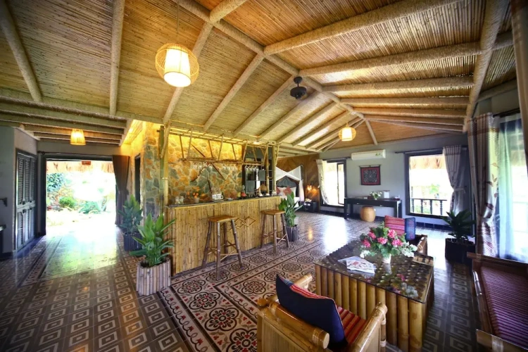 Presidential room with balcony and with view