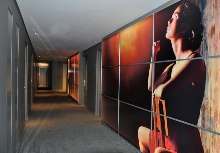 Broadway Hotel and Suites photo 36