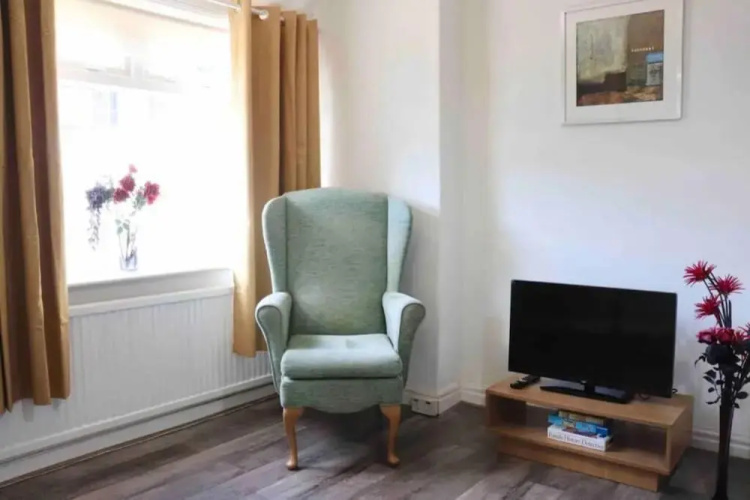 Charming 2-bed House - Wifi - Free Parking