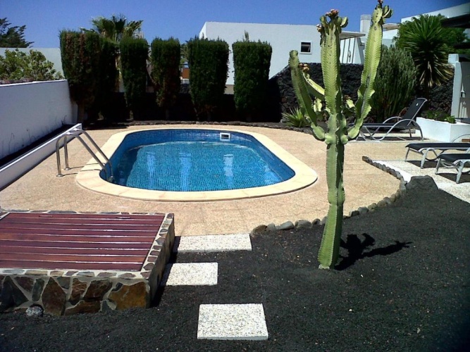 3 Bedrooms Villa