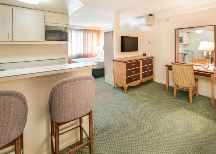 Double Suite