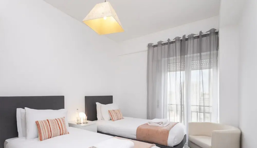 CheckinCheckout - City View Apartment