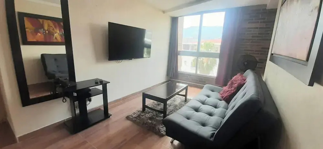 Comfortable  apartment Great location