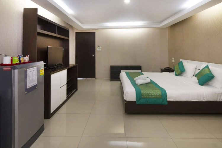 Royal Bombay Suites