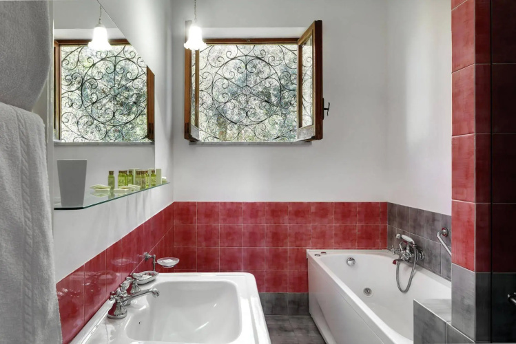 M Suites Sorrento