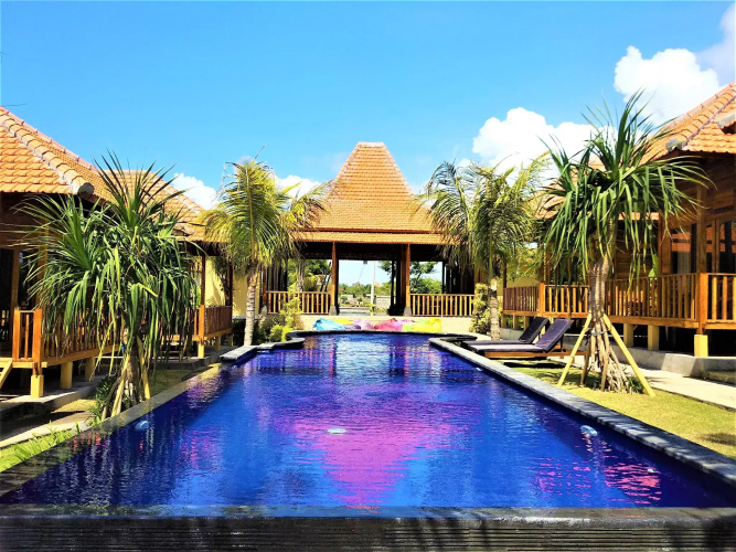 Ocho Bali Surf Camp