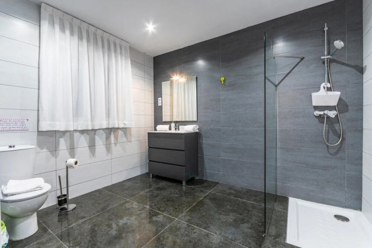 Luxurious Villa .2 Swimming Pools 200 M. From The Beach 1 Climatized