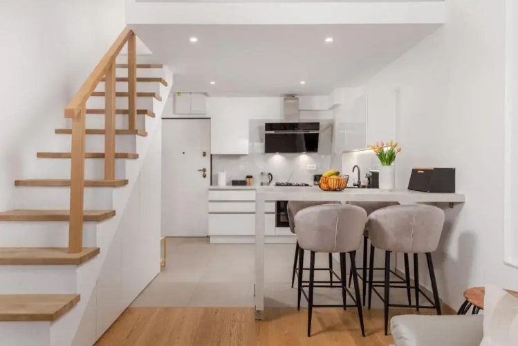 2 Bedrooms Apartment