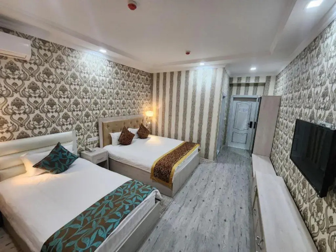 Summer Hotel