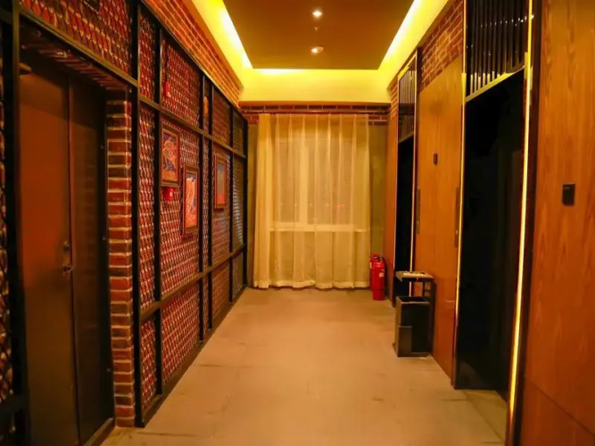 James Joyce Coffetel·Changchun Railway Station