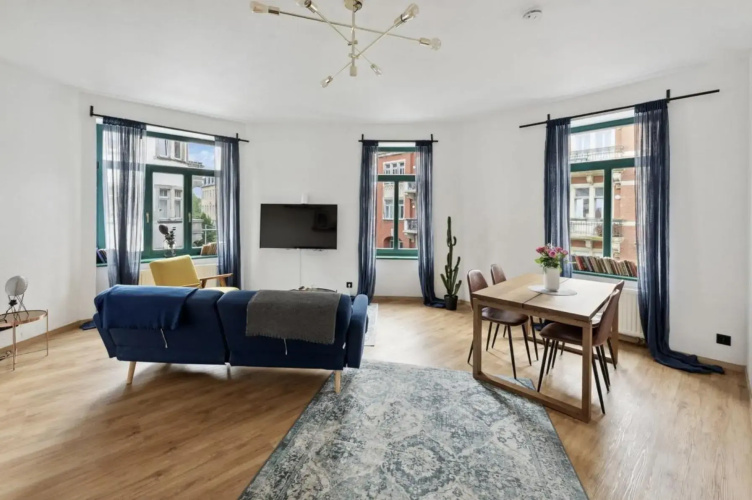 NEW Vintage Chic Apartment