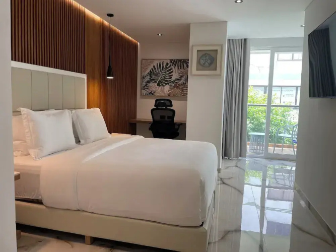 Hotels 111