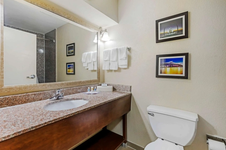 Quadruple Suite