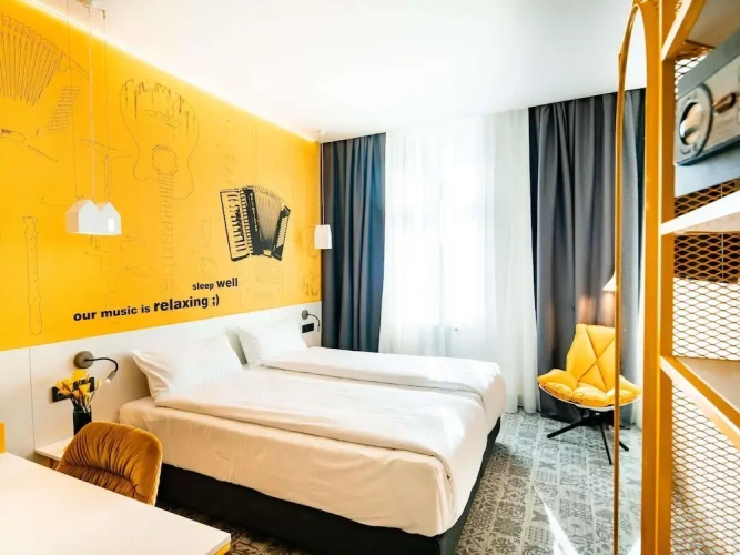 Premium Twin room