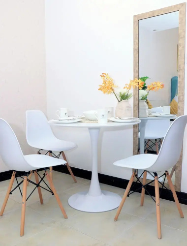 Cosmos Living - Goldcrest Views1
