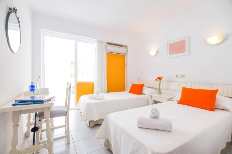 Garau Petit Hotel