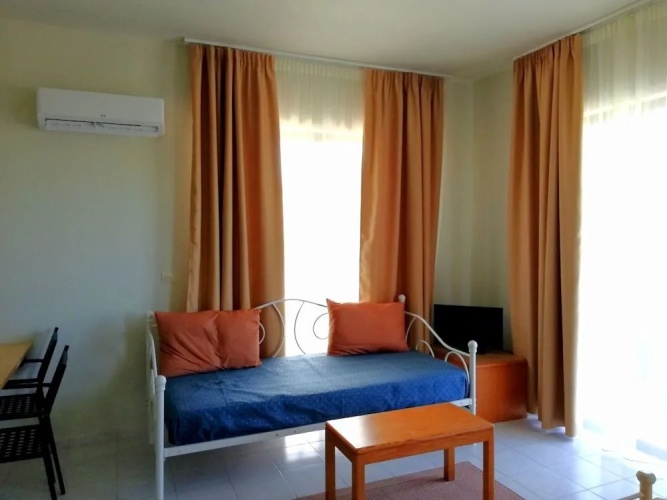 Ivory Hotel