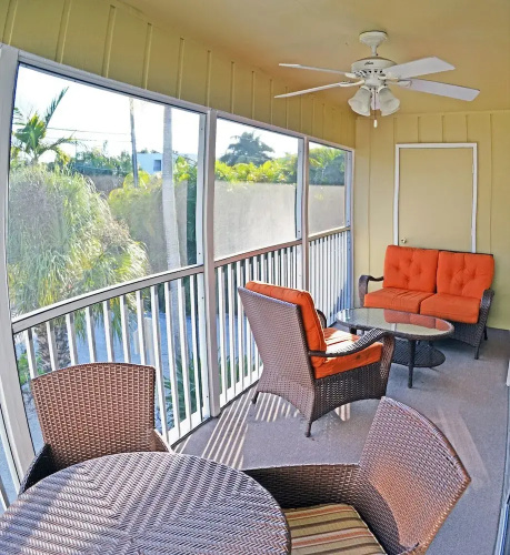 Holiday House 3