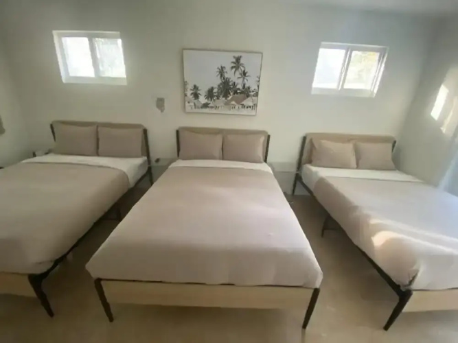 Entire Home in Biscayne Park
