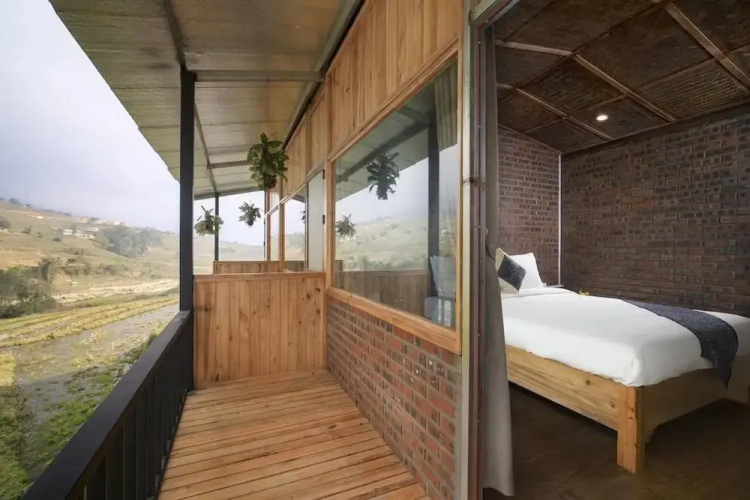 Tavan Dragon House - Hostel