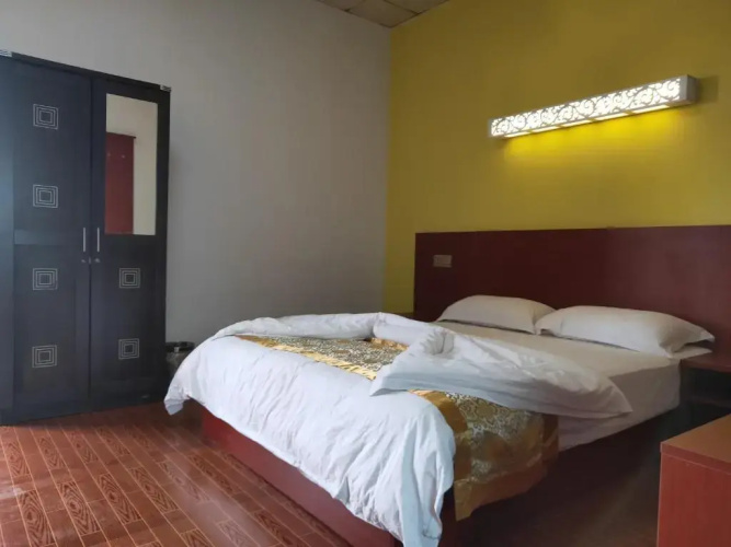 Chong Ti Hotel