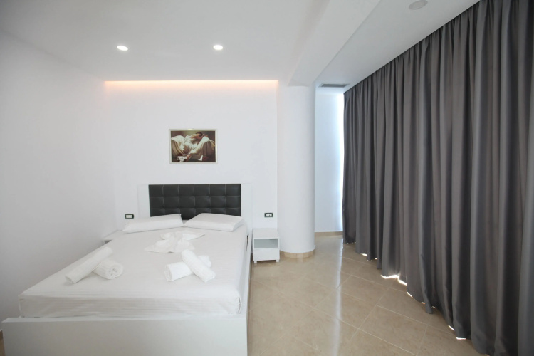 Nika Hotel