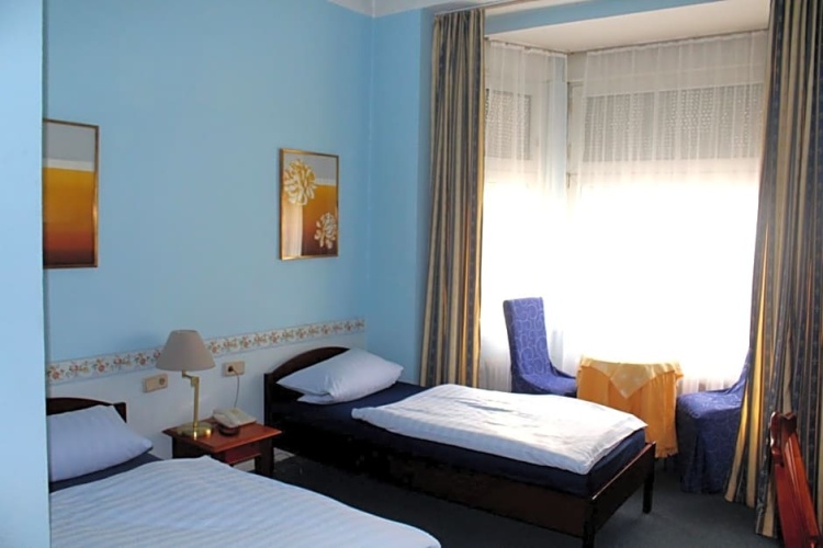 Standard Double room with view
