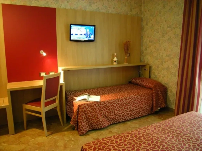 Triple room