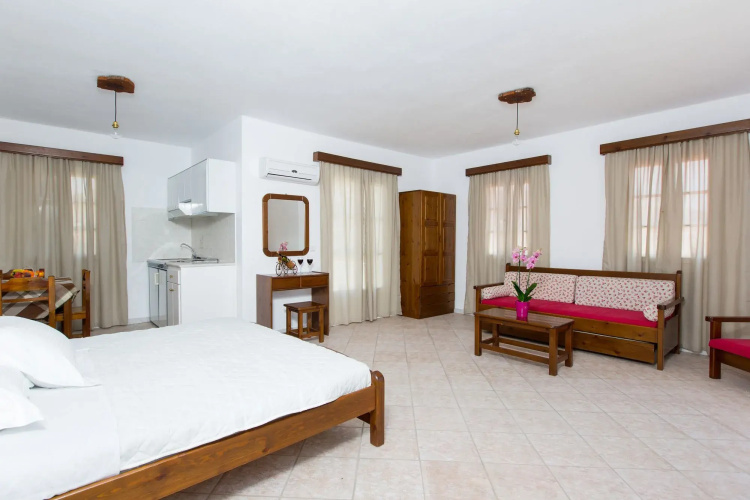 Mylos Hotel