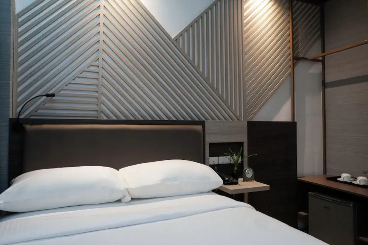 Adelina Hotel and Suites