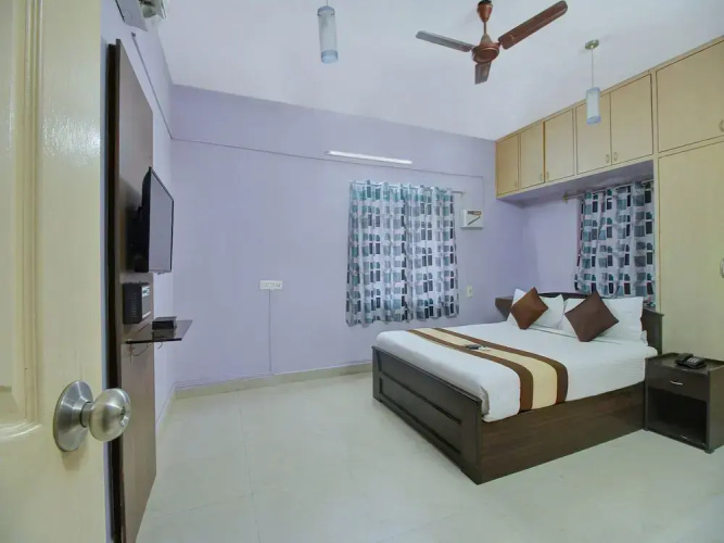 OYO 8282 Heritage Residency