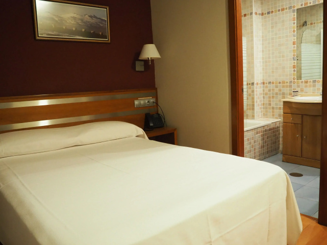 Hostal Santa Ana