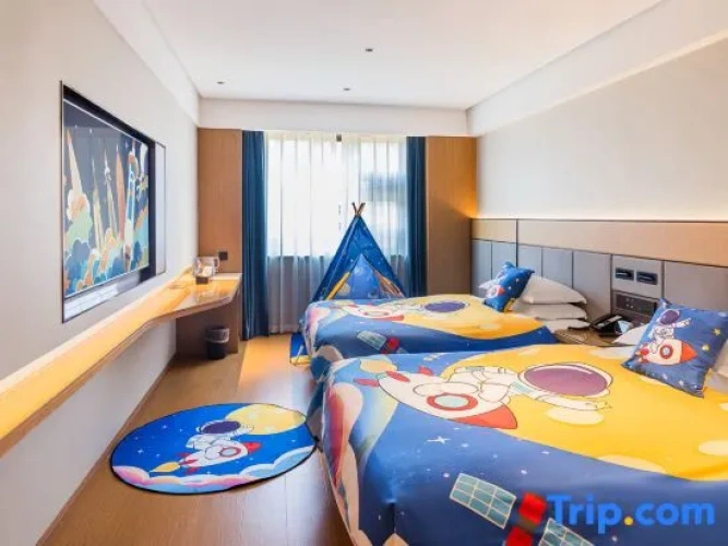 Standard Family room