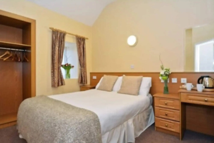 Celtic Lodge Guesthouse - Restaurant & Bar