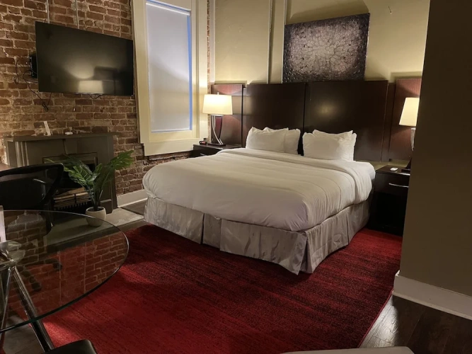 Premium room