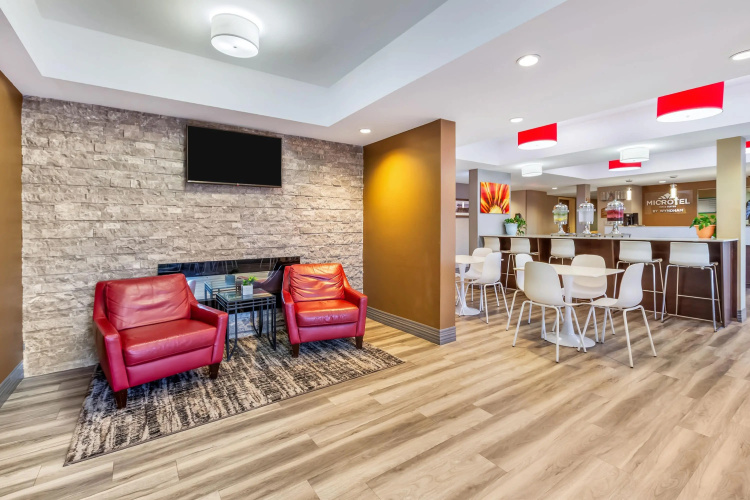 Microtel Inn & Suites By Wyndham Timmins photo 27