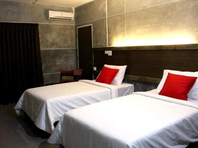 Standard Twin room