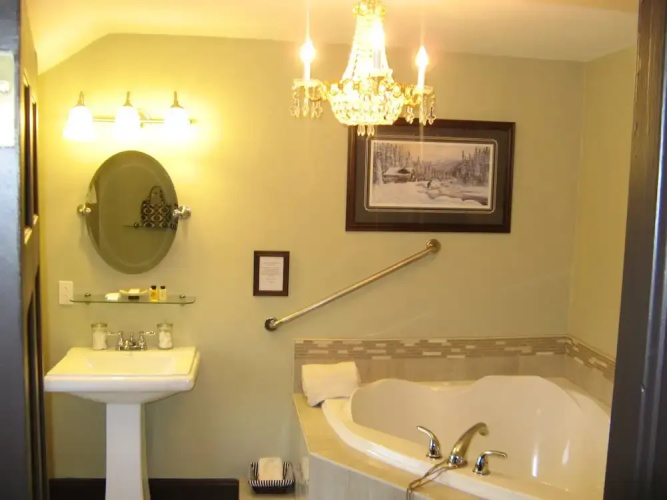 Baccalieu Trail Bed and Breakfast Fine Dining Restaurant