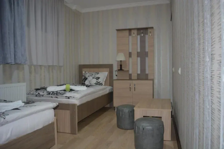 Economy Triple room