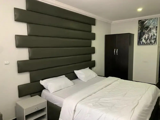 GrandBay Luxury Hotel